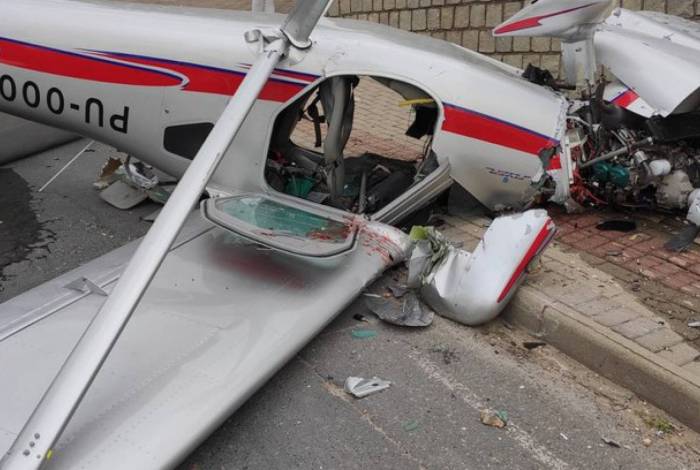 Acidente aconteceu na manhã deste sábado
