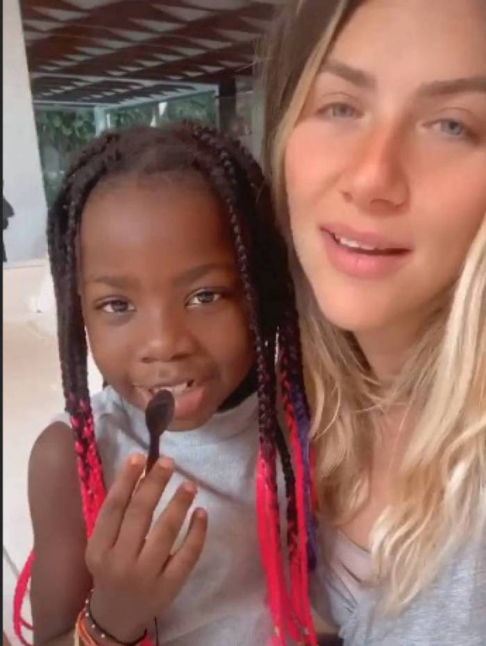 Titi e Giovanna Ewbank