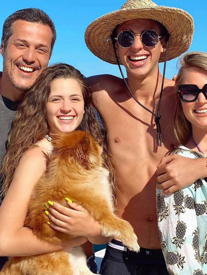 Susana Werner e Julio C&eacute;sar celebram os 15 anos da filha