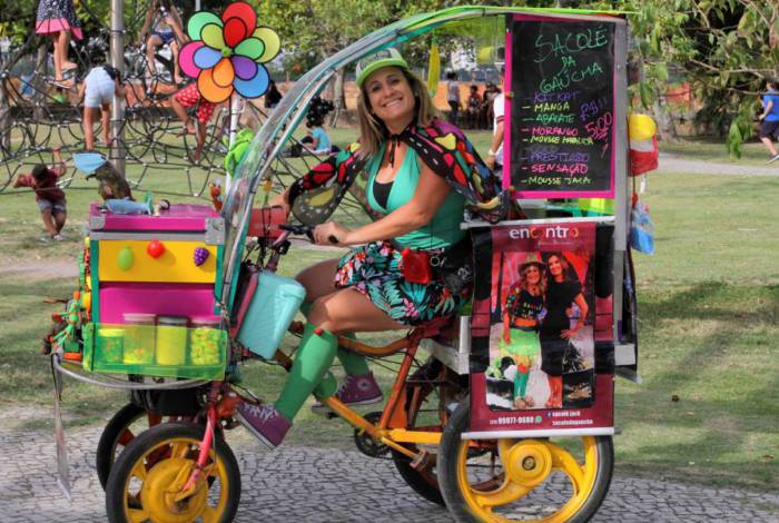 Gaúcha do Sacolé, Jacqueline Nazário