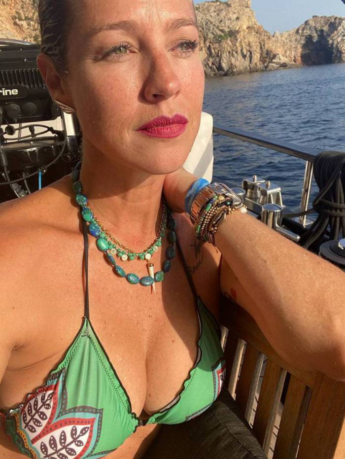 Luana Piovani curte férias em Ibiza