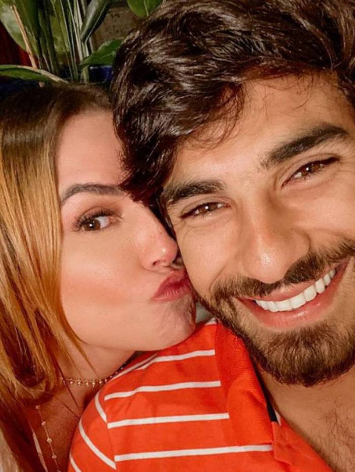 Deborah Secco e Hugo Moura