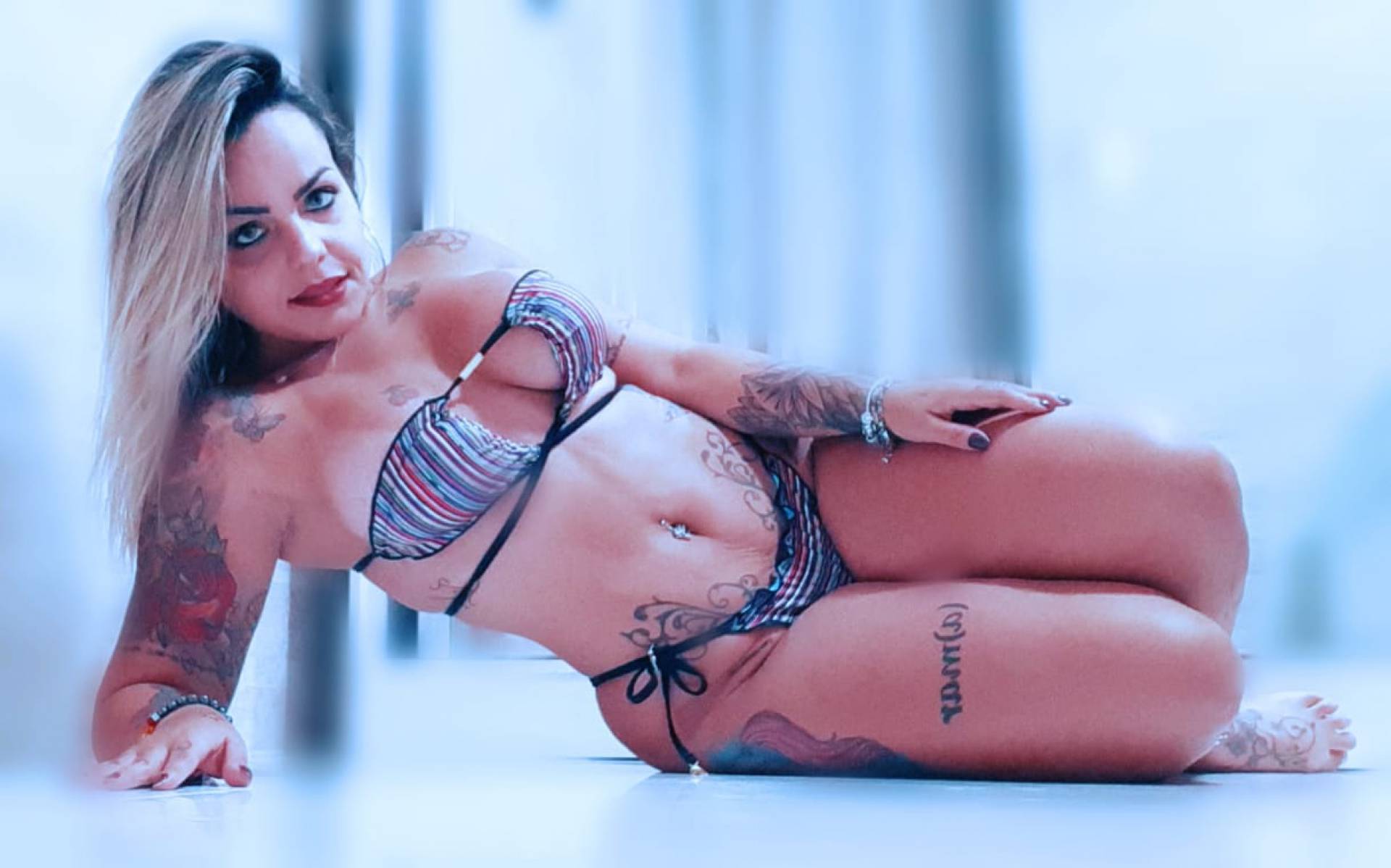 Sthefany Tonon é torcedora do Santos — A Gata da Hora