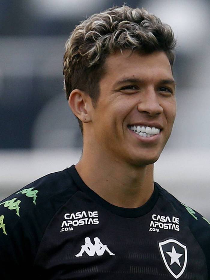 O apoiador Bruno Nazário é um dos destaques do Botafogo na temporada