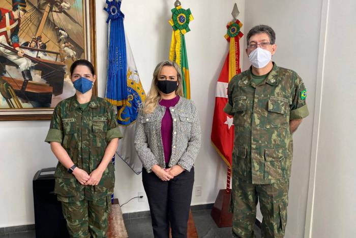 A deputada Daniela do Waguinho visitou as instalações do Profesp na Base de Fuzileiros Navais do Rio Meriti