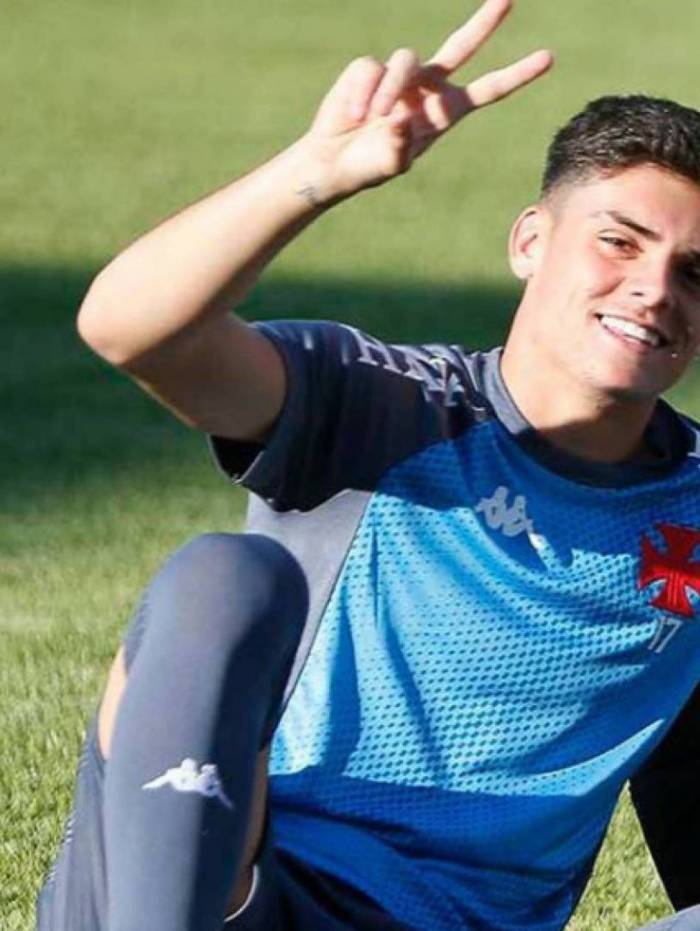 Gabriel Pec: sai ou fica no time?