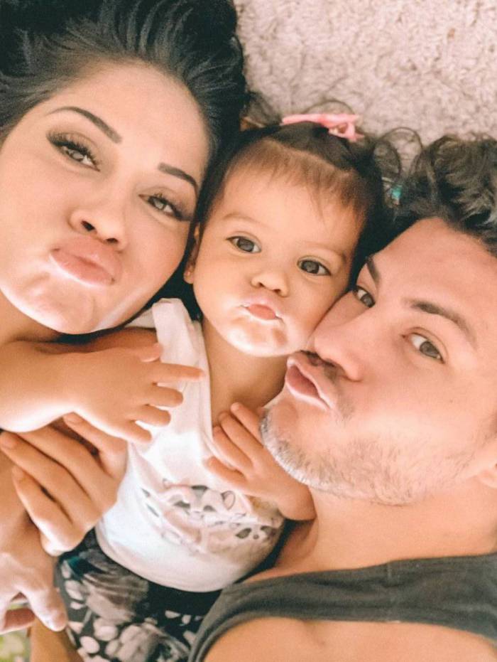 Mayra Cardi, Arthur Aguiar e a filha do ex-casal, Sophia