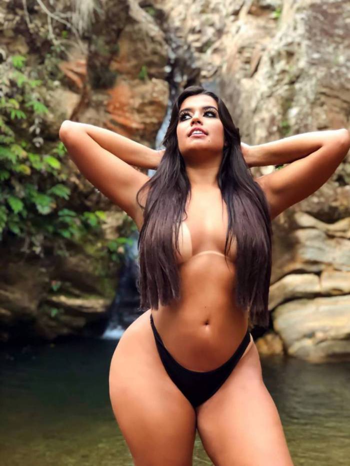 Thainá Faria é torcedora do Cruzeiro — A Gata da Hora