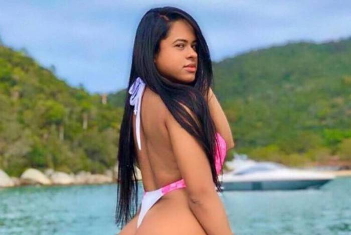 Lanna Mayara é torcedora do Flamengo — A Gata da Hora