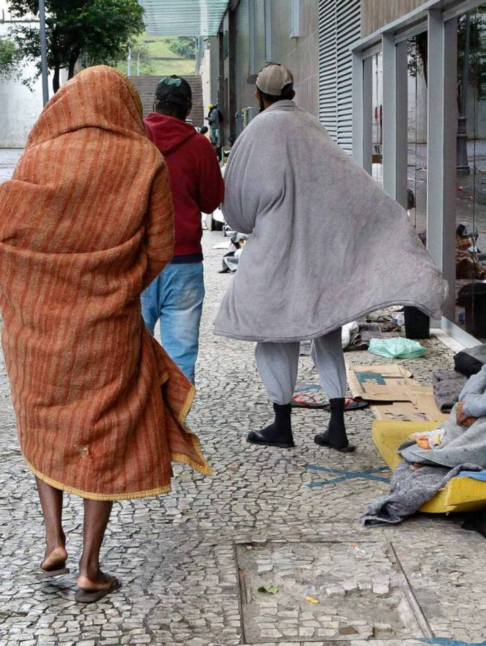 Marquise na Rua do Senado: o abrigo para os que não têm casa