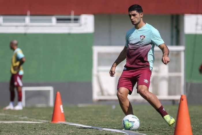 Michel Ara&uacute;jo 