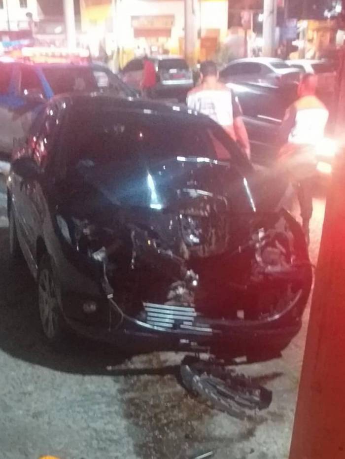 Motorista de aplicativo se joga de carro durante sequestro-relâmpago na Baixada Fluminense