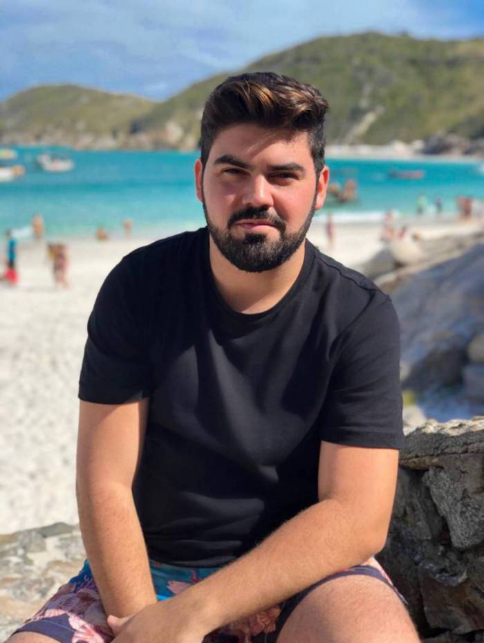 Instagram comandado por Fl&aacute;vio Braga &eacute; sucesso entre os artistas
