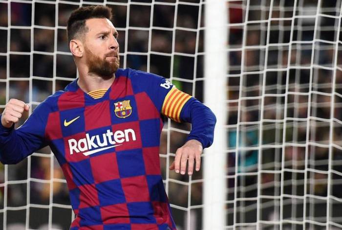 Lionel Messi comemora um de seus gols sobre o Celta pelo Espanhol