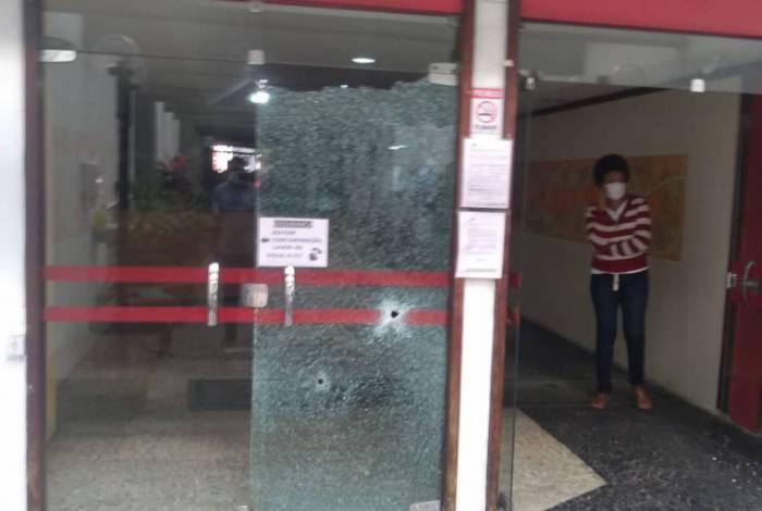 Criminoso baleou porteiro de raspão  para conseguir entrar em prédio