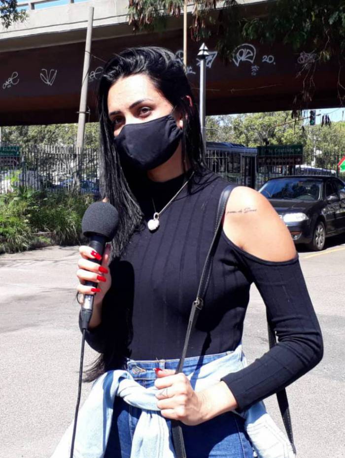 Vania Brito, cunhada de Ana Cristina da Silva, v&iacute;tima fatal do tiroteio no Rio Comprido