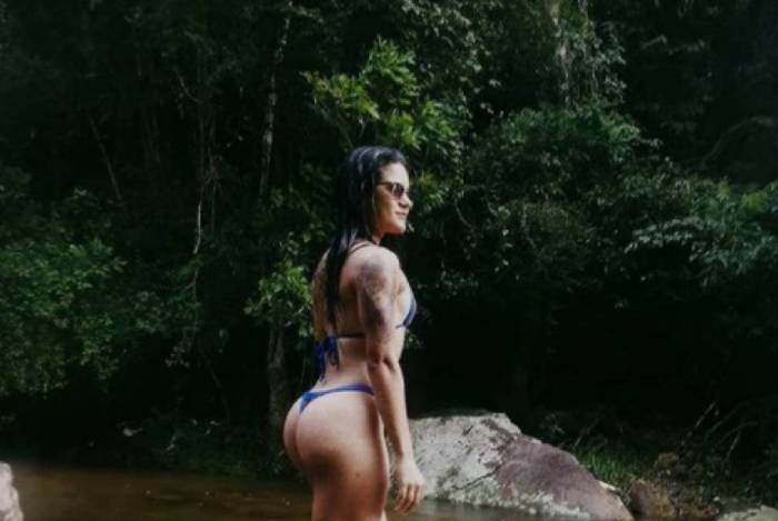 Carolina Sodré é 'A Gata da Hora'