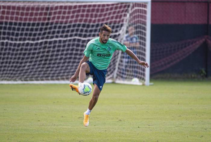 Chileno deve enfrentar o Santos