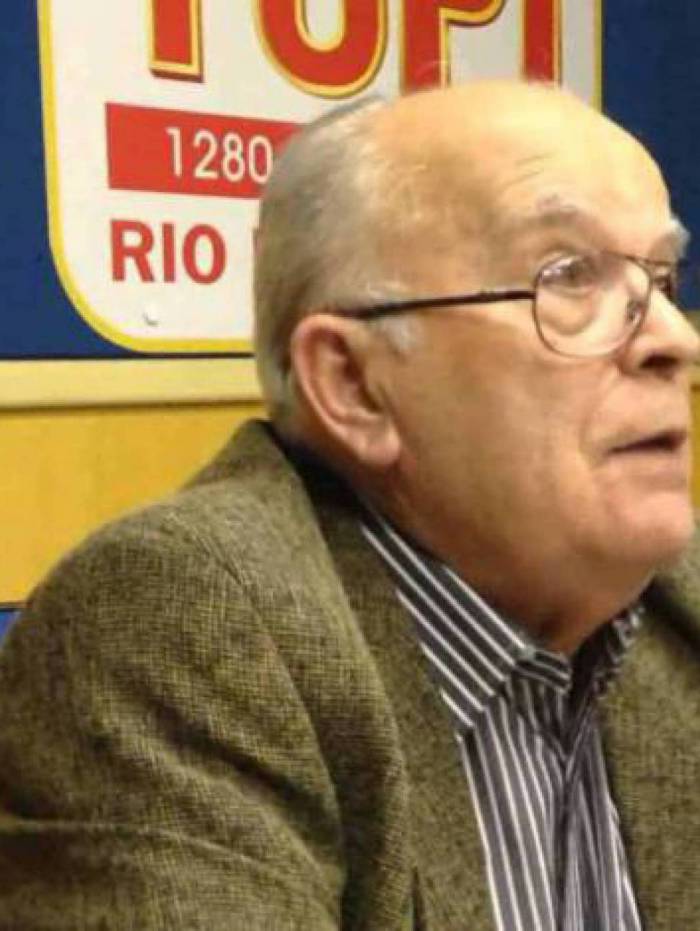 Ele passou por v&aacute;rias r&aacute;dios, incluindo a R&aacute;dio Globo, antes de se dedicar &agrave; Tupi