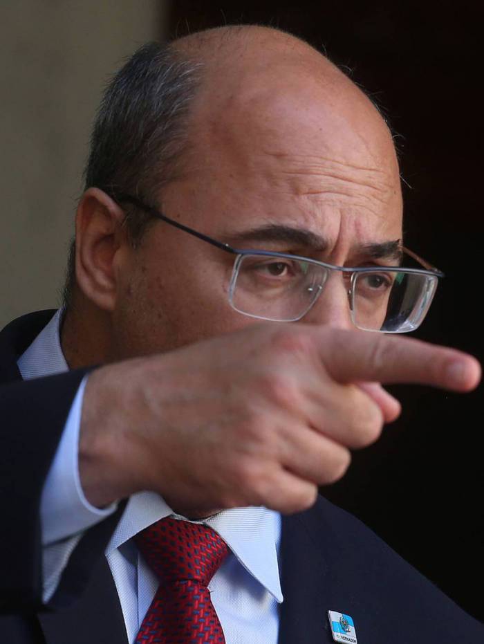 Wilson Witzel no Pal&aacute;cio Laranjeiras em pronunciamento ap&oacute;s afastamento do STJ