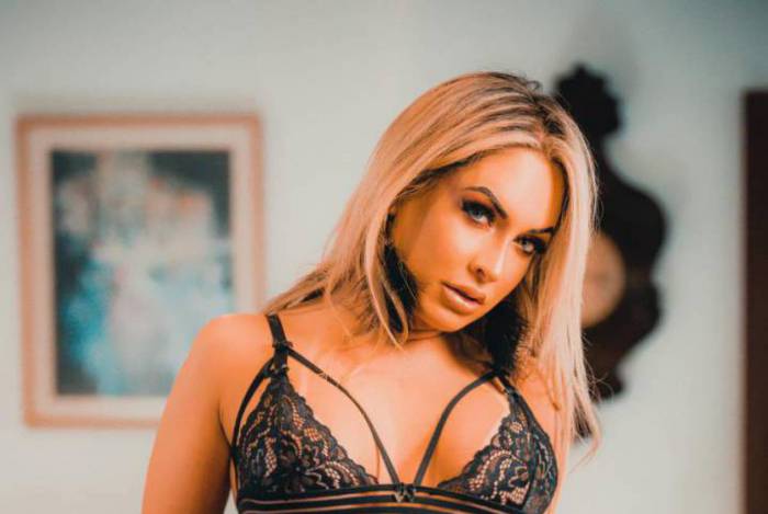 Iara Ferreira é 'A Gata da Hora'