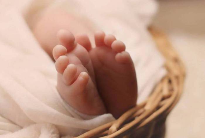 Bebê morre com sinais de espancamento e abusos sexuais