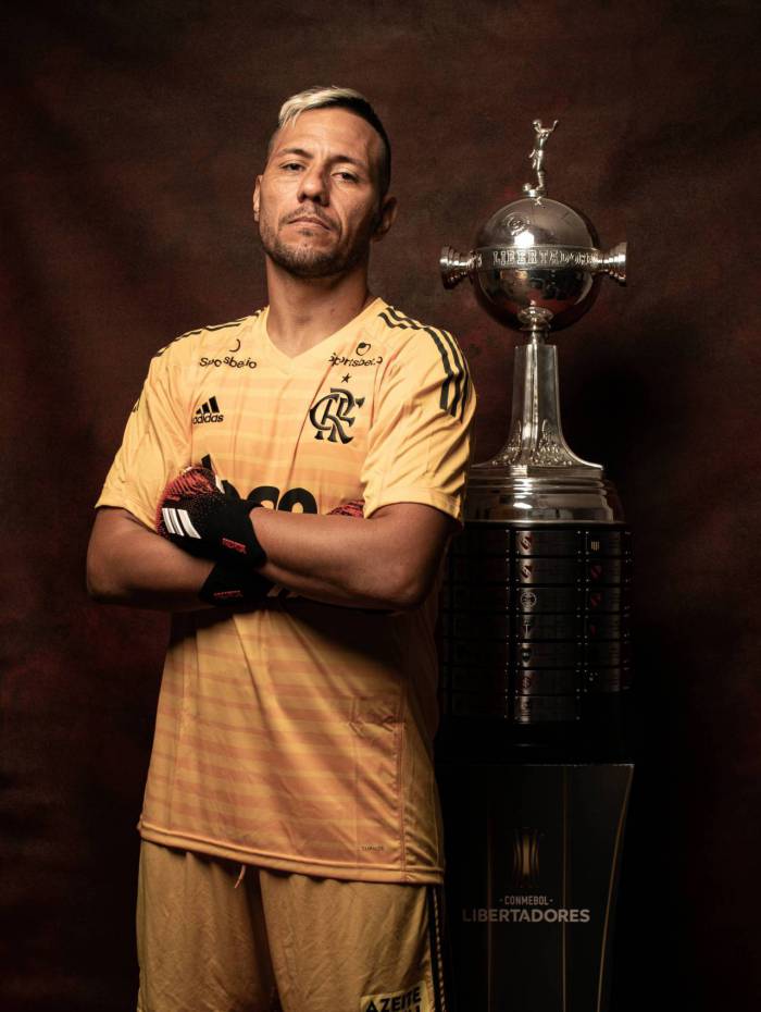 O vínculo de Diego Alves com o clube vai até dezembro de 2020