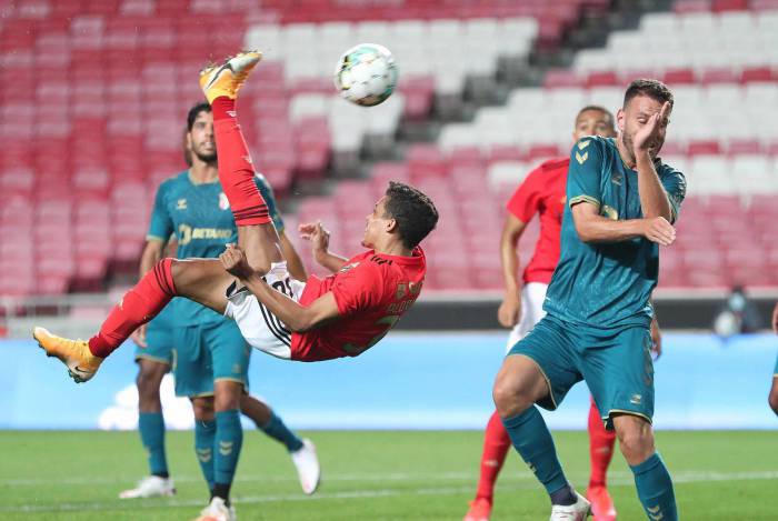 Benfica conquistou mais uma vitória sob o comando de Jorge Jesus