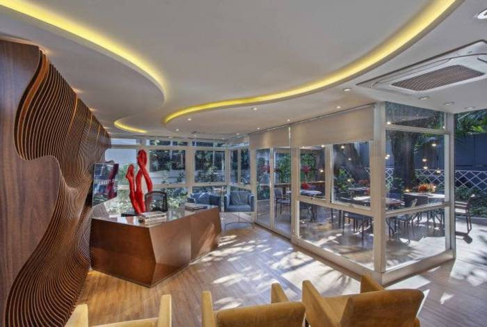 Novo est&uacute;dio de Amaury Jr. 