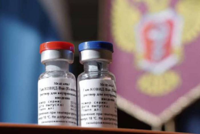  Rússia diz que a vacina Sputinik V é segura