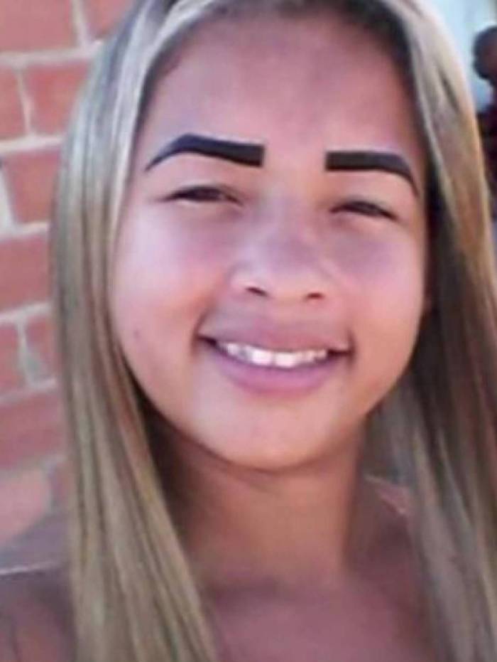 Kelly Cristina dos Santos, 26 anos