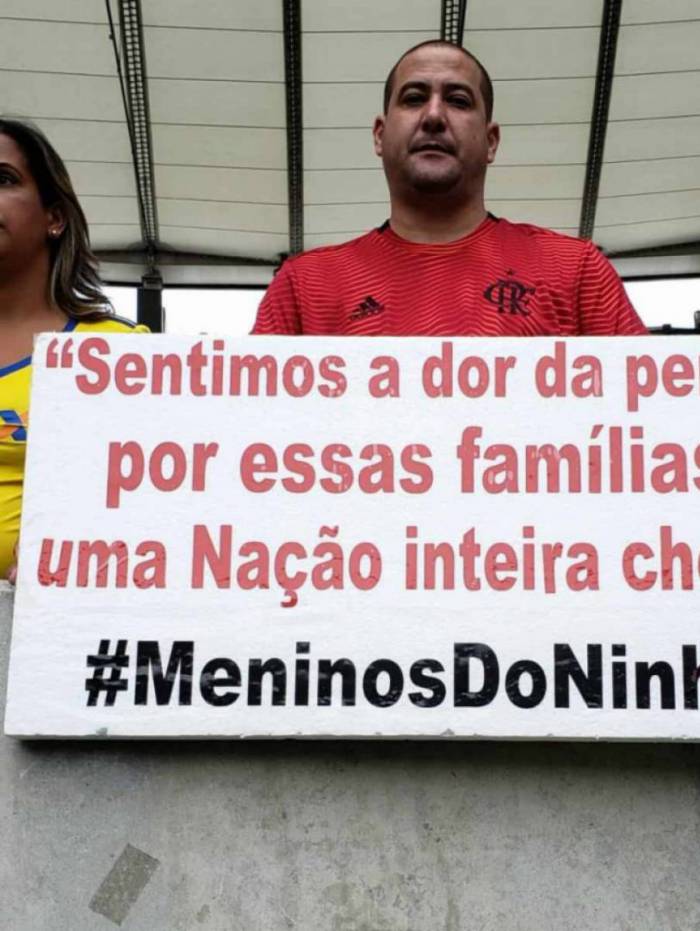 Torcida do Flamengo lamentou tragédia ocorrida no dia 8 de fevereiro de 2019