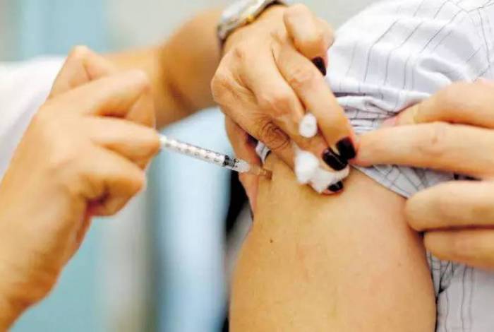 Vacinação pode ocorrer no Brasil no início de 2021, diz Anvisa