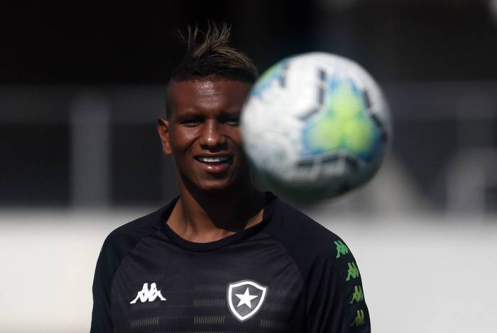 O colombiano Rentería deve ser uma das novidades no Botafogo