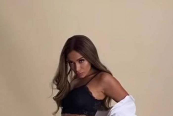 Anitta arrasa em ensaio de fotos