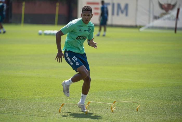 João Lucas, lateral-direito do Flamengo 