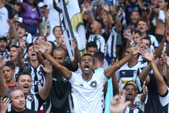 Torcida de volta ao estádio