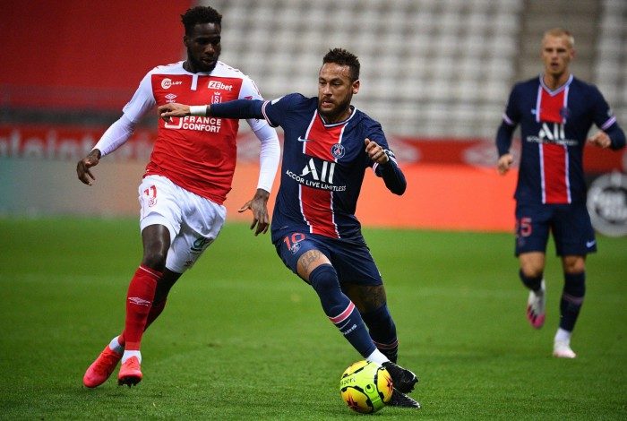 Após cumprir suspensão, Neymar retornou ao PSG contra o Reims