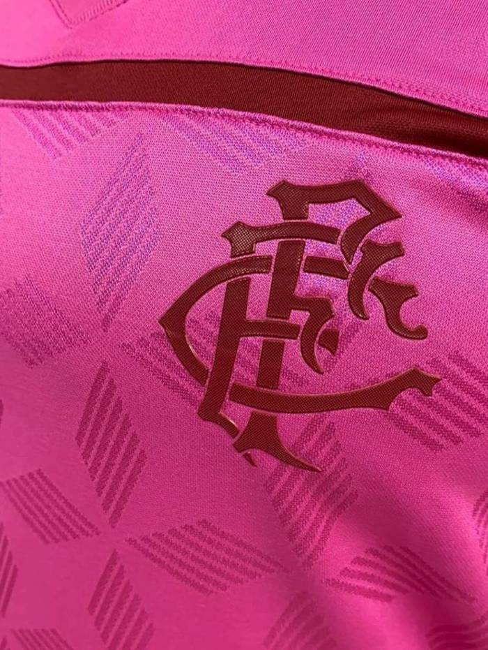 Em campanha de conscientização, Fluminense lançará uniforme na cor rosa
