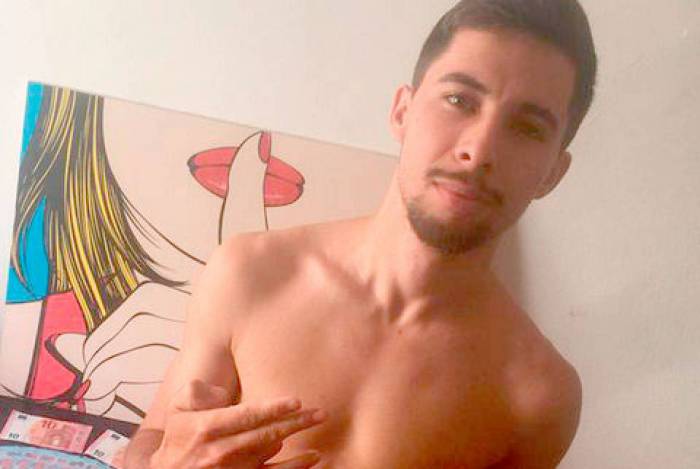 Carlos não resistiu aos ferimentos após vários dias internado