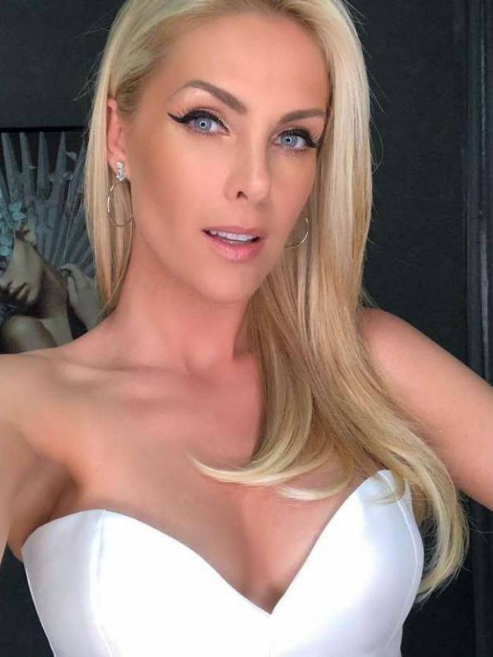 Ana Hickmann