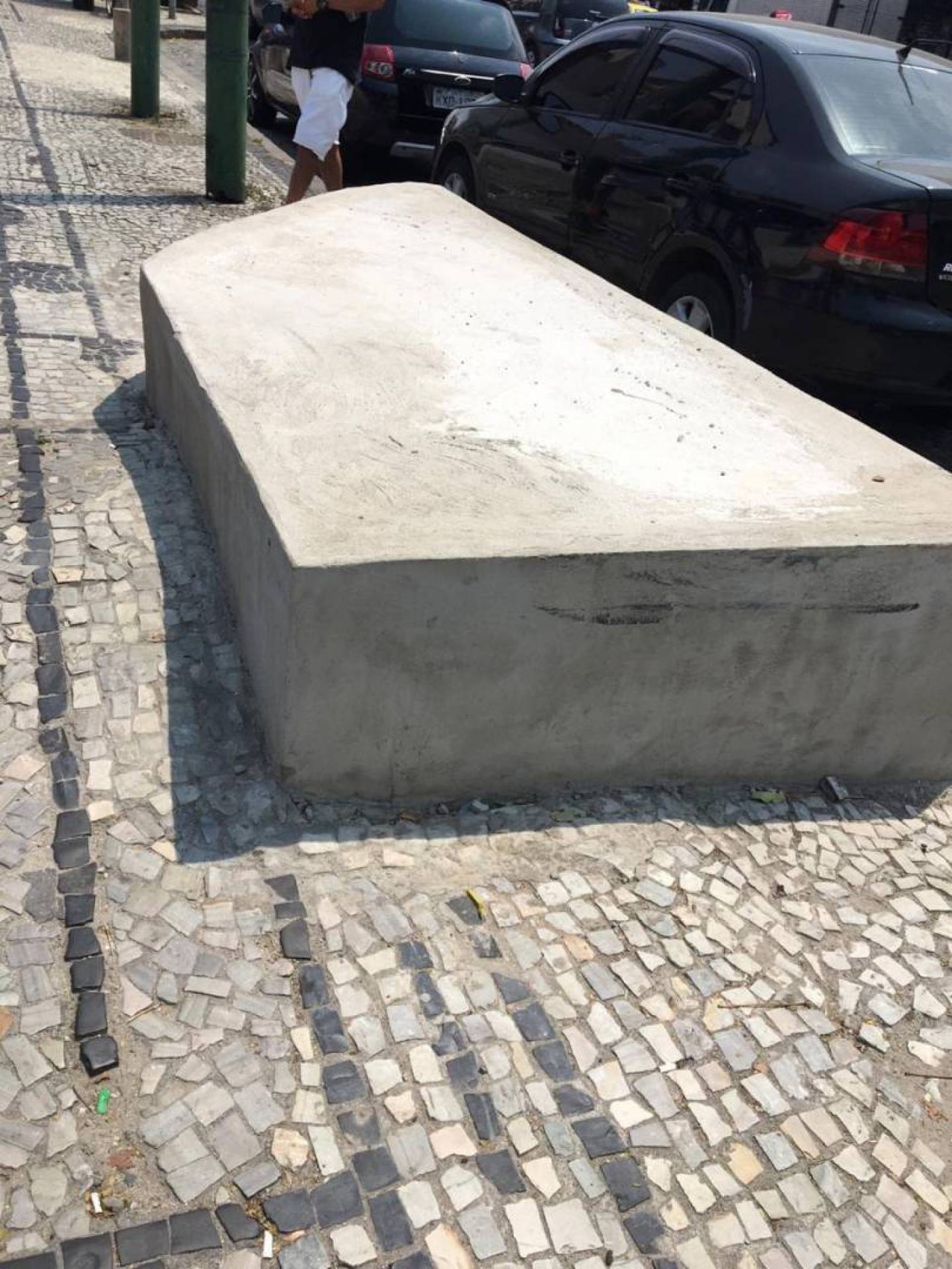 Supermercado constroi estrutura de concreto - Tânia Regina (Moradora)