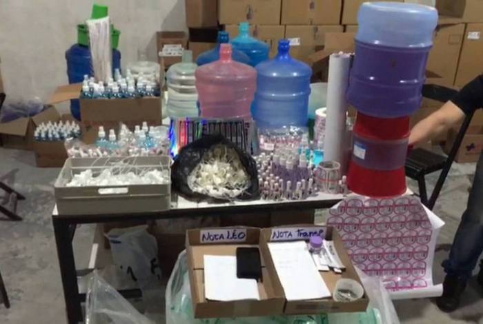 Polícia estourou fábrica clandestina de cosméticos 
