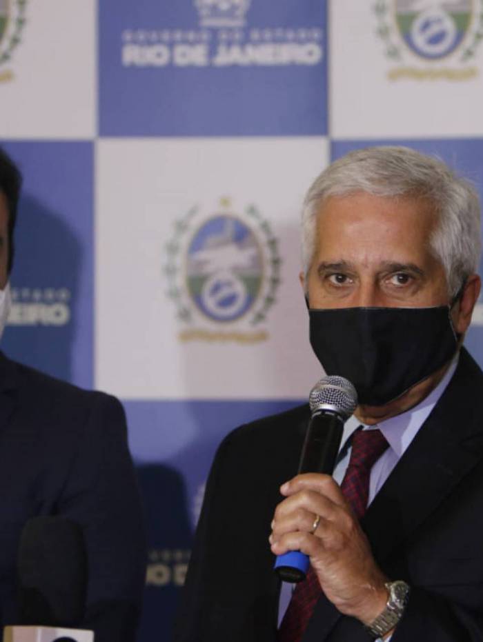 ClÃ?Â¡udio Castro, governador em exercÃ?Â­cio, e Comte Bittencourt, secretÃ?Â¡rio de EducaÃ?Â§Ã?Â£o