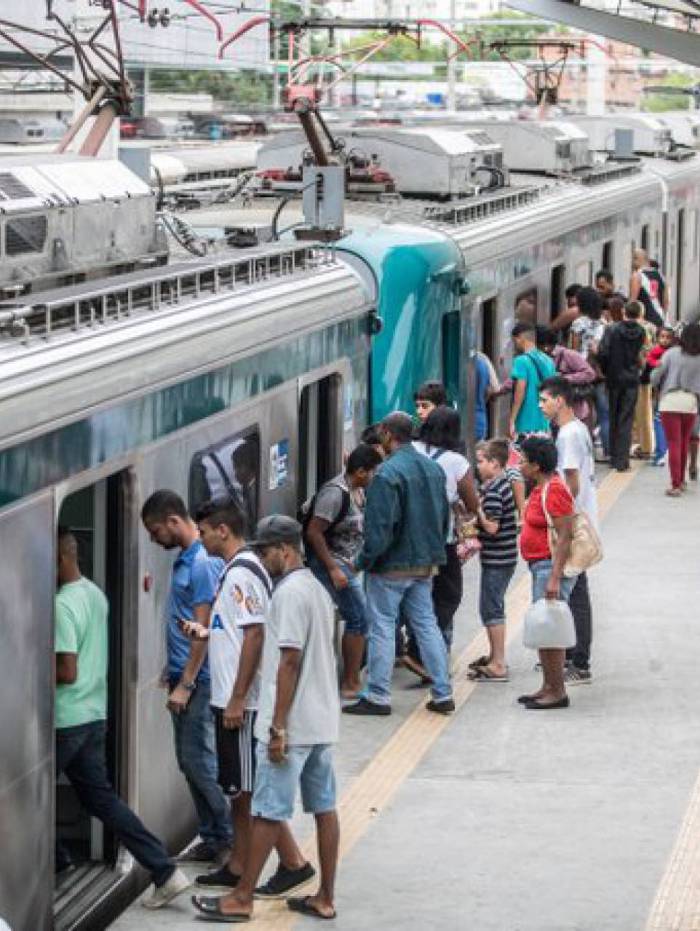 SuperVia fecha esta&ccedil;&otilde;es para manuten&ccedil;&atilde;o ao longo do domingo