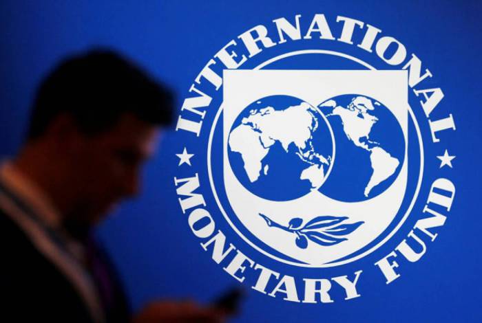 FMI apontou que espera uma contração do PIB mundial de 4,4% neste ano, abaixo da estimativa de junho, de 5,2%