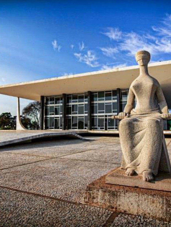 A&ccedil;&otilde;es movidas no Supremo contestam a constitucionalidade da lei federal