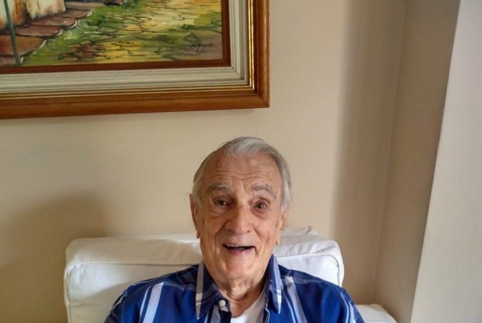 Orlando Drummond, o Seu Peru, completa 101 anos