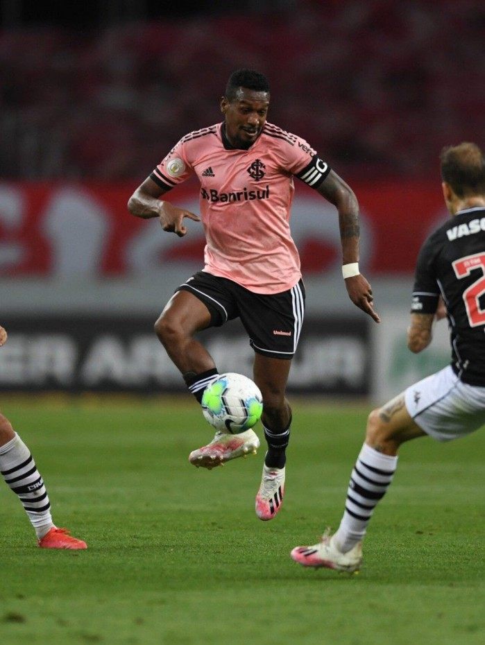 Edenílson fez o primeiro do Inter - Ricardo Duarte/Internacional