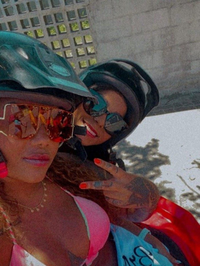 Ludmilla e Bruna em Arraial do Cabo